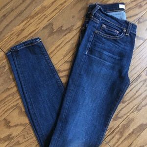 BEAUTIFUL Denim J-Brand Skinny Jeans Size 25